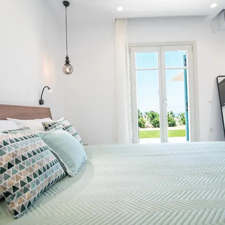 Vagianou Thea Bianco Appartement *